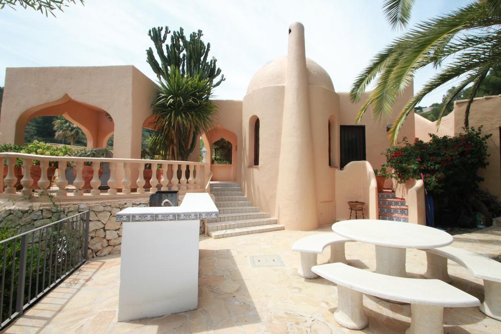 Chrisuli - Well Furnished Villa With Panoramic Views In مورايرا الغرفة الصورة